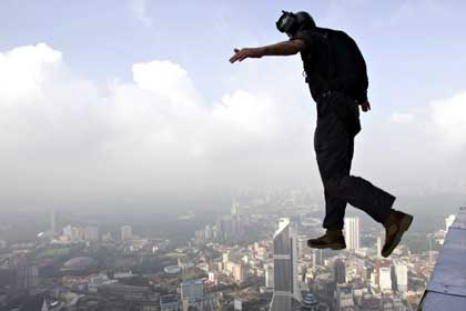 Base Jumping from the KL Tower 2 KL Tower Base Jump