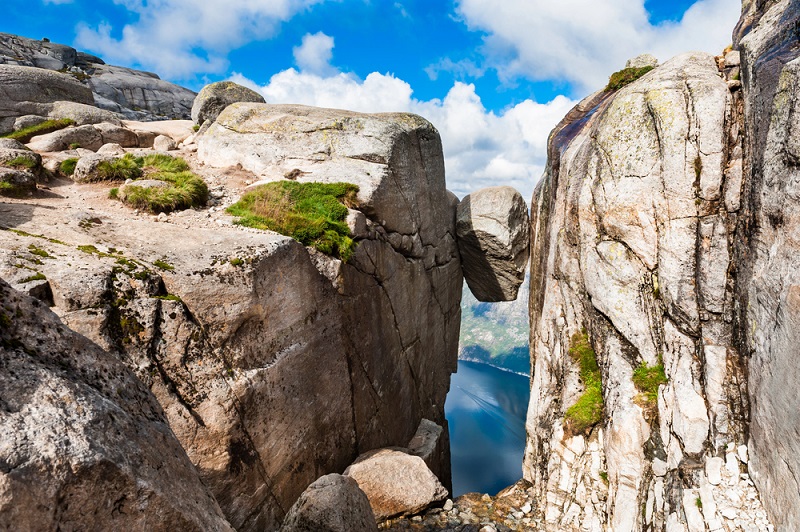 The Best European Destinations for Extreme Sports in Autumn